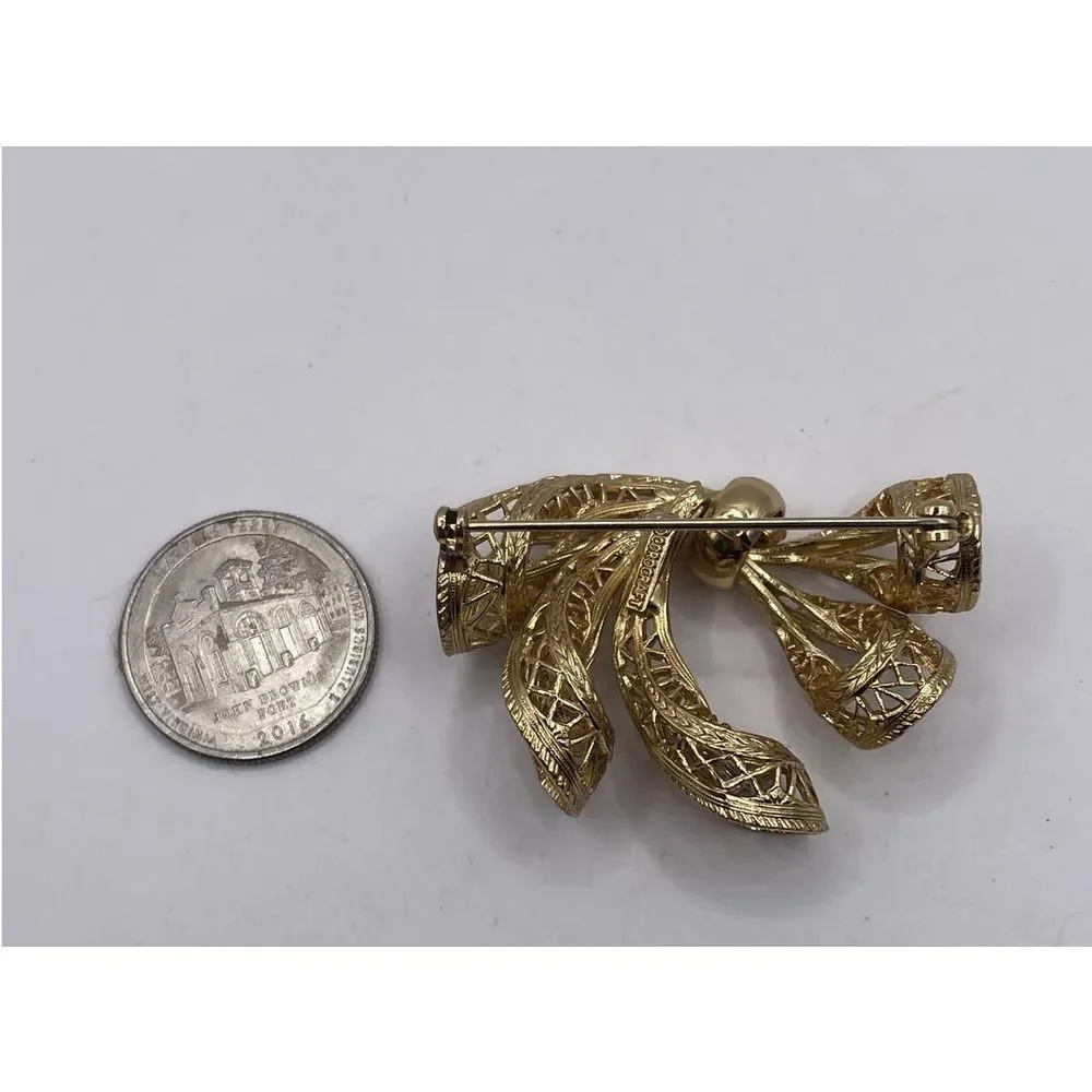 Vintage Corocraft‎ Filigree Gold Tone Bow Brooch Pin
